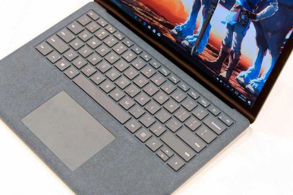 Обзор Microsoft Surface Laptop: производительный и приятный ноутбук