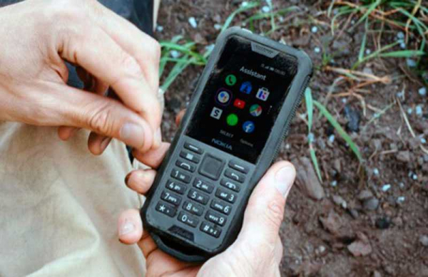 Обзор Nokia 800 Tough: нового неубиваемого телефона