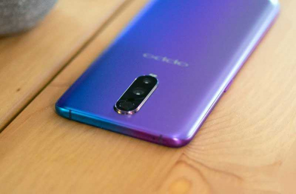 Обзор Oppo R17 Pro: производительность, автономности и три камеры