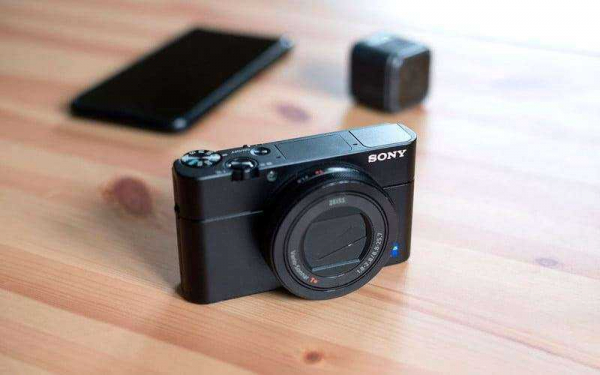 Обзор Sony Cyber-shot RX100 Mark V — По-прежнему хит среди компактных камер