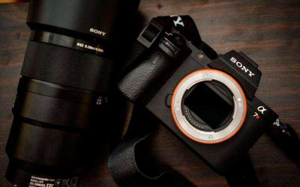 Краткий обзор Sony A7R Mark III — Первый взгляд на обновлённую беззеркальную камеру Sony