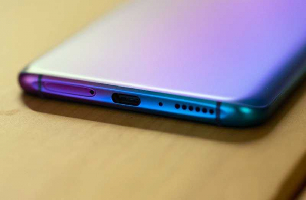 Обзор Oppo R17 Pro: производительность, автономности и три камеры