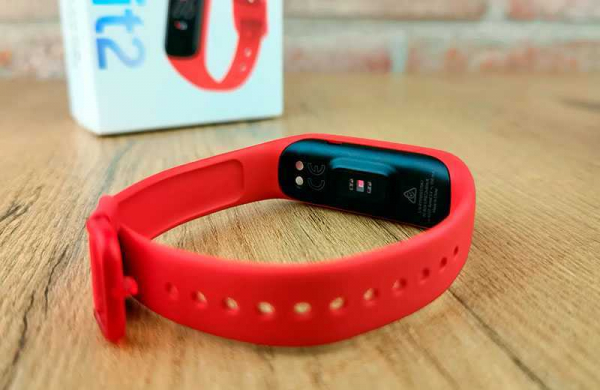 Обзор Samsung Galaxy Fit 2: простой и недорогой фитнес-браслет