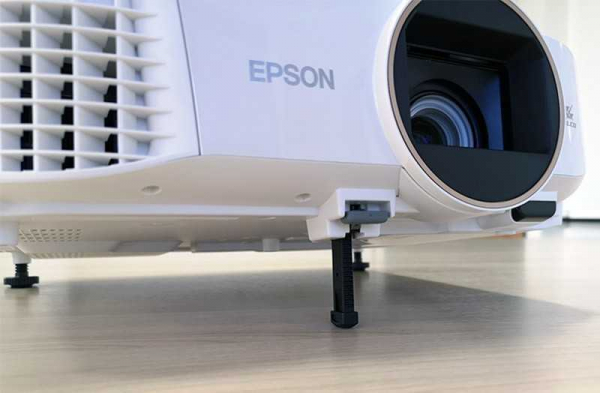 Обзор Epson EH-TW5650: проектор 2500 лм на замену телевизора